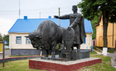 Памятник основателю Каменецкой крепости