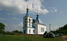 Свято-Покровская церковь в деревне Богино